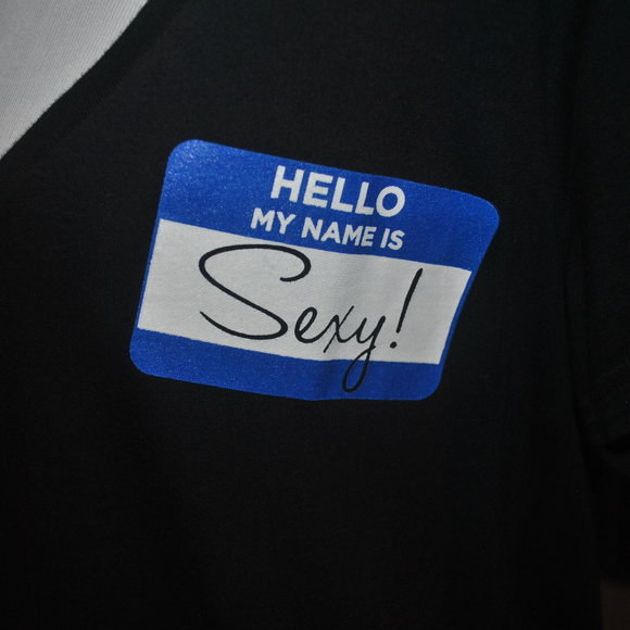 Doctor Who Sexy/TARDIS Tee - Picture 2 of 4